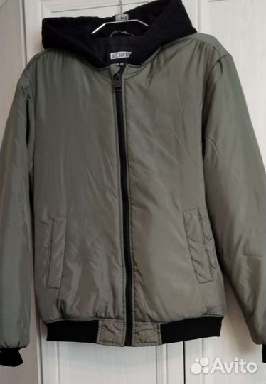 Куртка весенняя