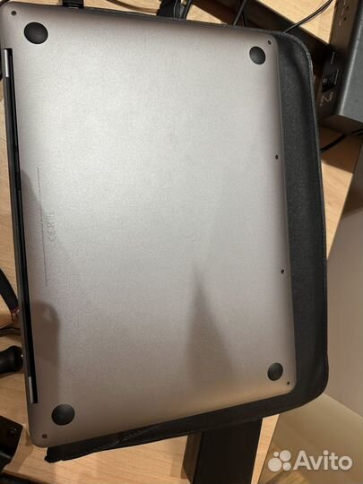 Apple MacBook Pro 13 2020