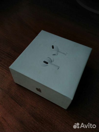 Коробка от airpods pro