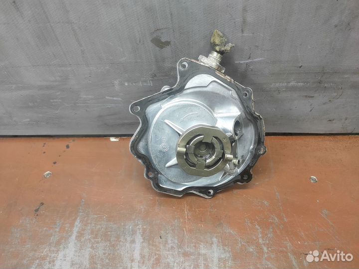 Насос вакуумный Mercedes OM606