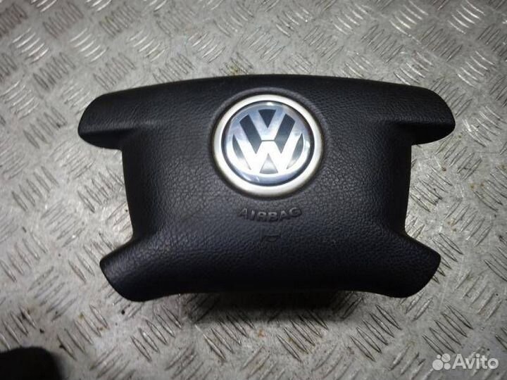 Блок управления подушками безопасности Volkswagen