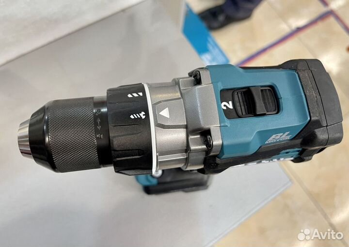 Дрель-шуруповерт Makita DF 001 GZ XGT