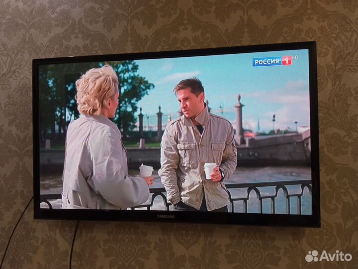 Телевизор samsung