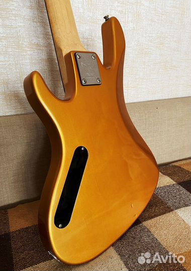 Бас-гитара 5 струн Washburn Pro XB-105 Bentam