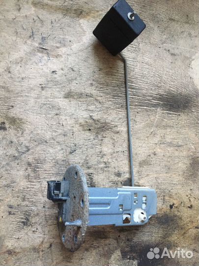 Датчик уровня топлива Mazda CX 7