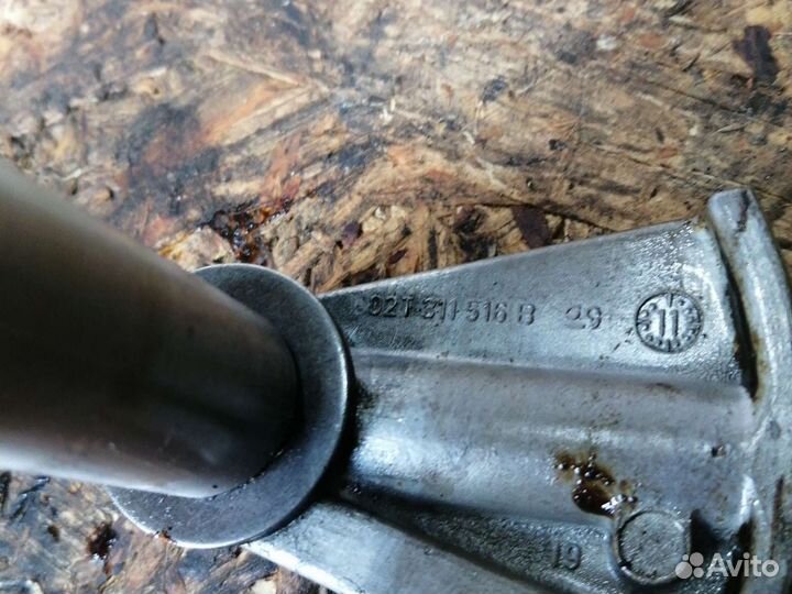 Шток задней передачи LVN Skoda Octavia A5