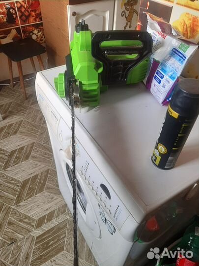 Электронной пила цепная