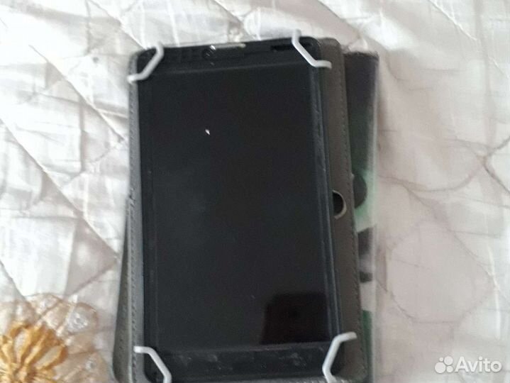 Продам на запчасти планшет prestigio grace 3157 3g