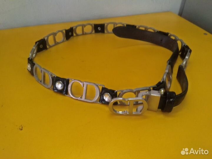 Продам новые брендовые ремни Versace, Gucci, Chris