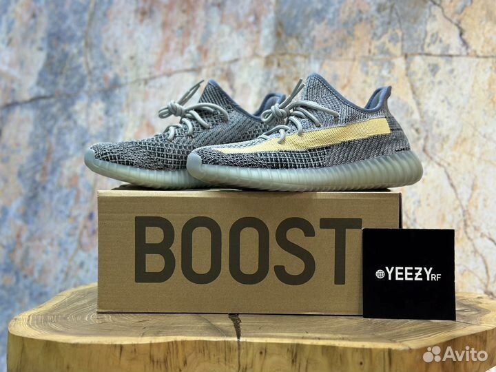 Кроссовки Adidas Yeezy Boost 350 V2 Ash Blue