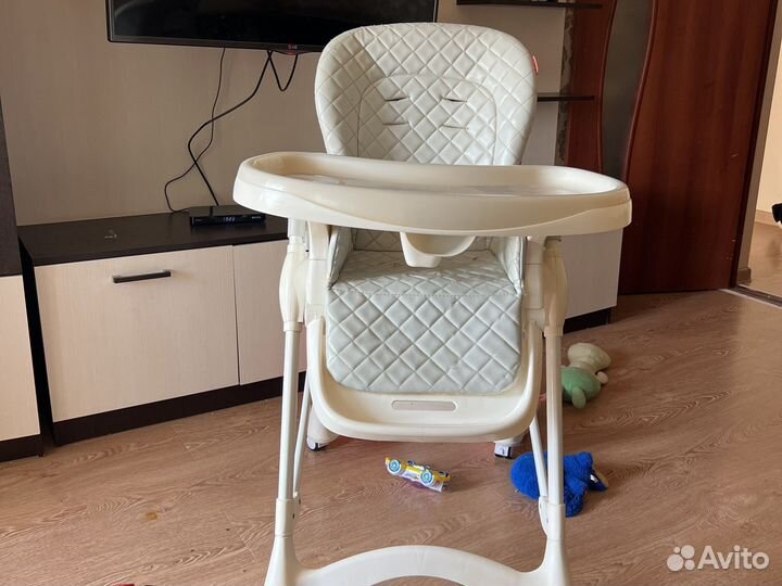 Стульчик для кормления carello