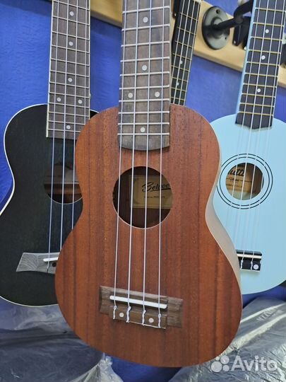 Укулеле сопрано красное дерево