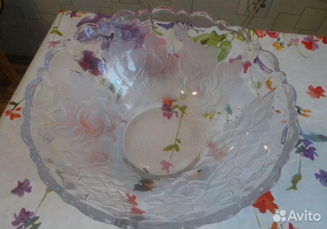 Салатник,ваза для фруктов