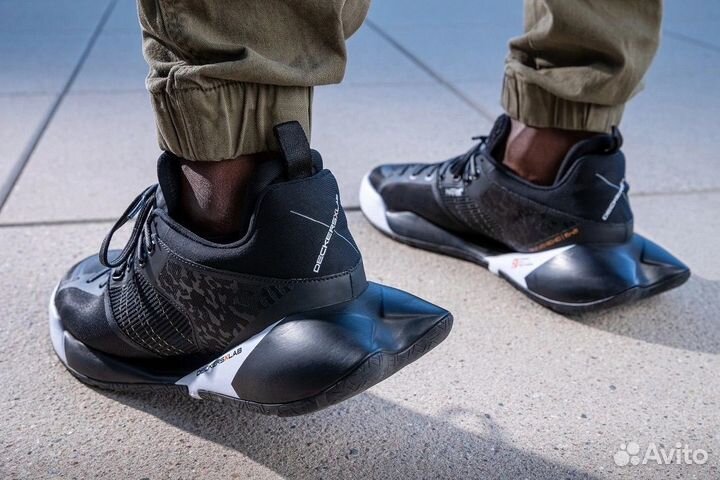 Кроссовки deckers lab