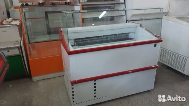 Морозилка - витрина (Италия) в торговую палатку