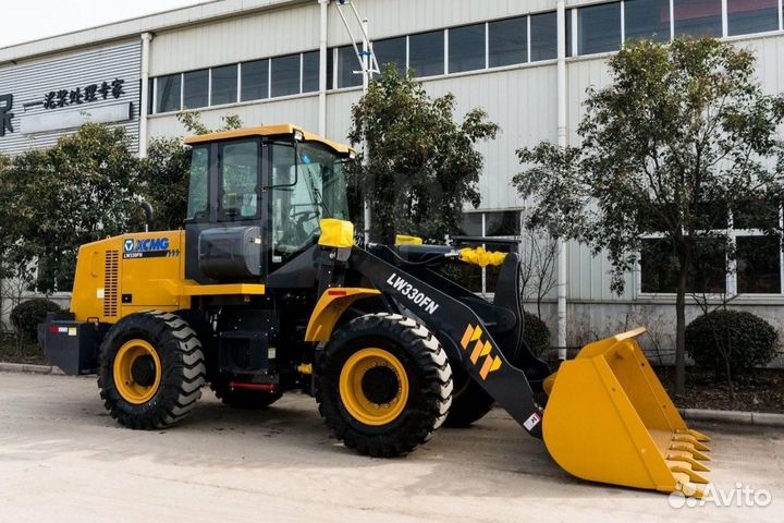 Фронтальный погрузчик XCMG LW330FN, 2023