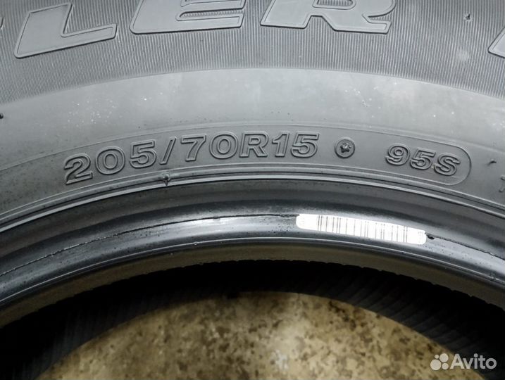 Bridgestone Dueler H/T 684 205/70 R15 95S