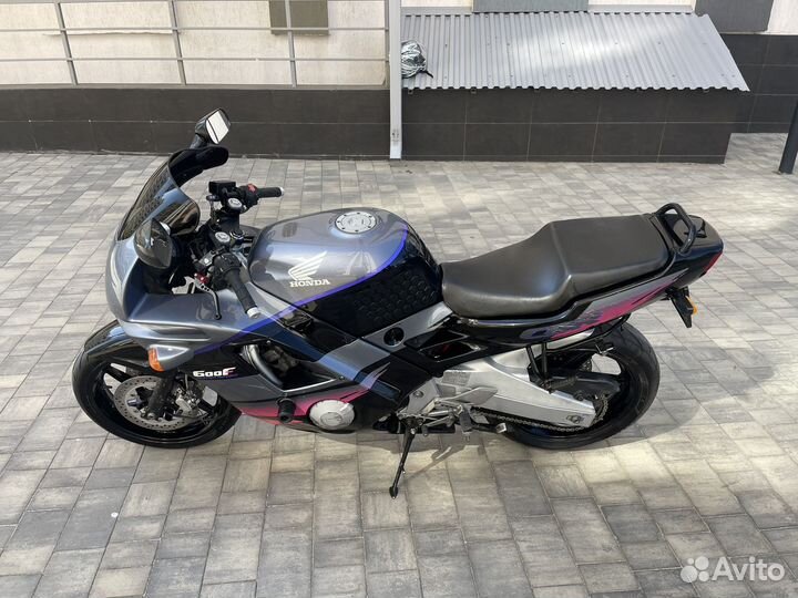 Honda CBR 600 F2