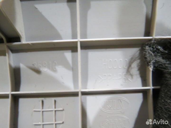 Обшивка передней стойки Kia Rio 4