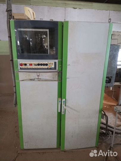 Обрабатывающий центр с чпу