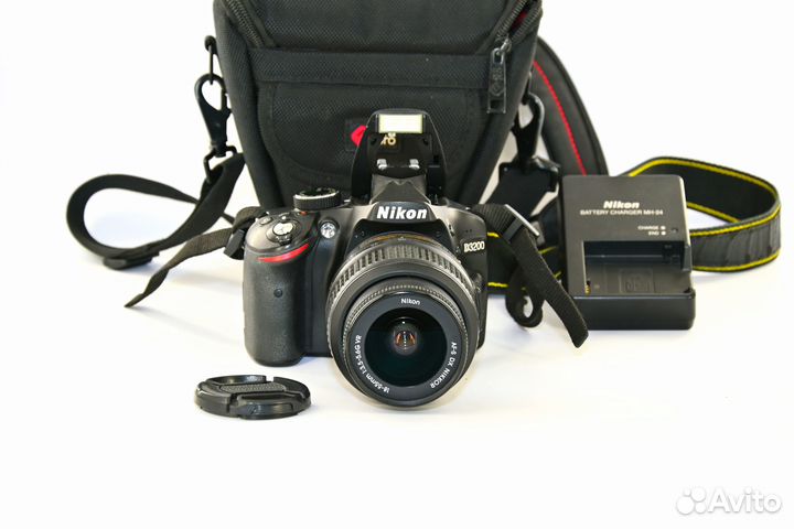 Nikon D3200 24.2MP зеркалка Kit Nikon VR 18-55