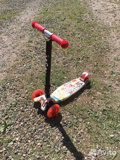 Самокат детский трехколесный
