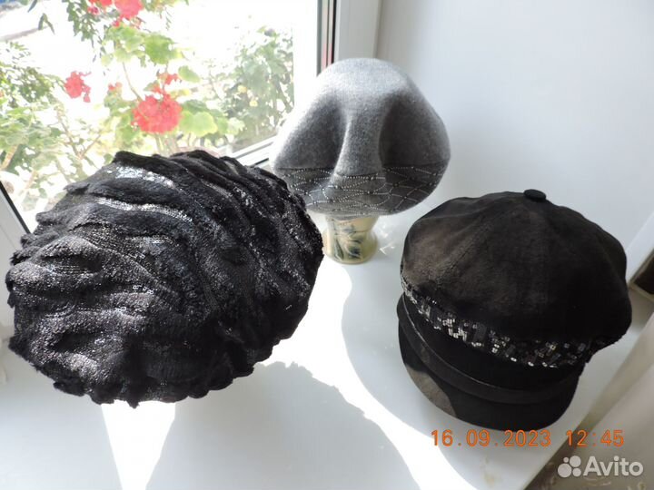 Береты и фуражка женские