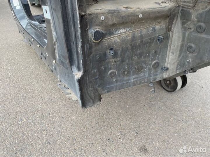 Порог кузовной правый Bmw X6 E71 N55B30A 2011