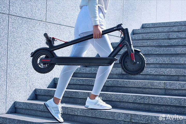 Электросамокат Xiaomi Mi Electric Scooter 1S,новый