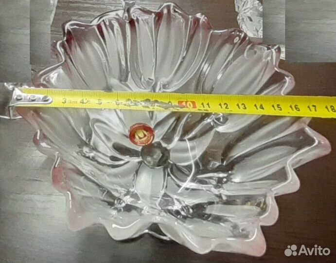 Ваза хрустальная на ножке