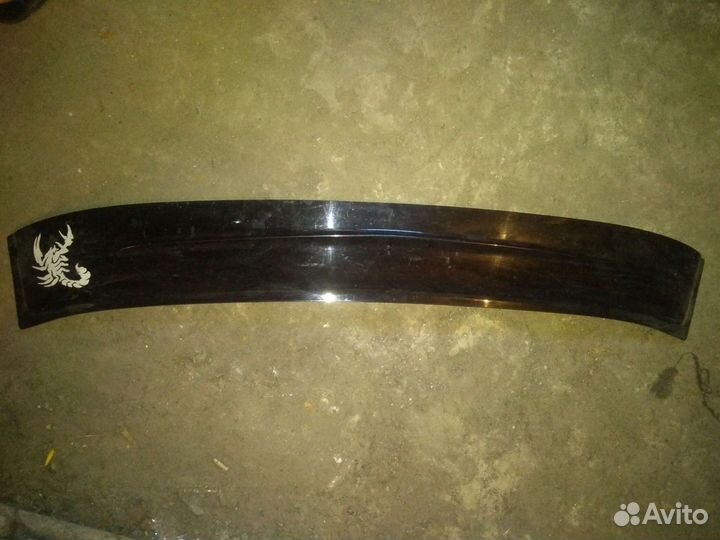 Дефлектор на заднее стекло