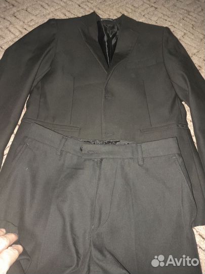 Школьный костюм