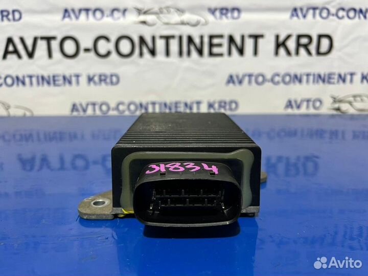 Блок управления форсунками Mitsubishi Pajero H76W