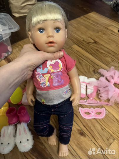 Кукла Baby born sister и много одежды