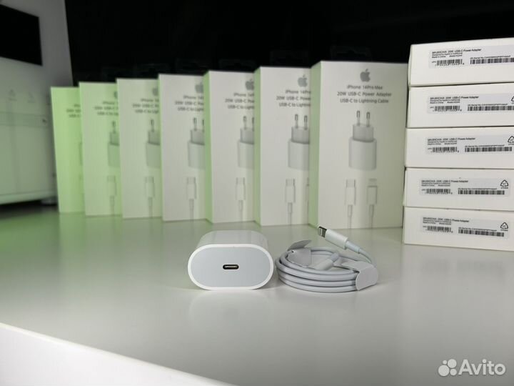 Быстрая зарядка для iPhone 20w
