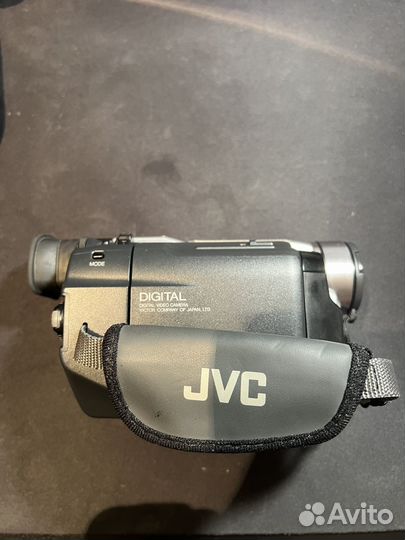 Видеокамера JVC GR-DVL109