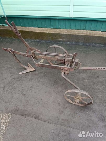 Конный плуг