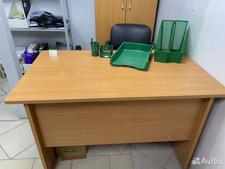 Стол компьютерный