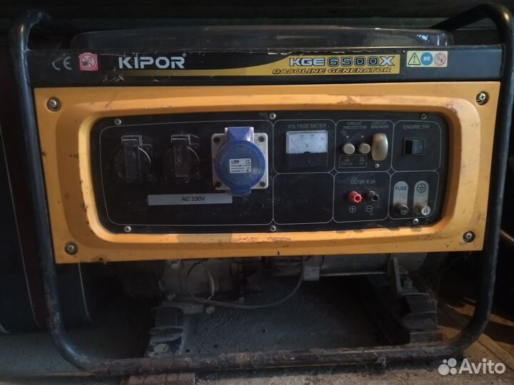 Бензиновый генератор kipor 280/390В