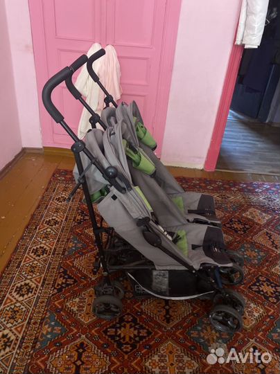 Коляска для двойни