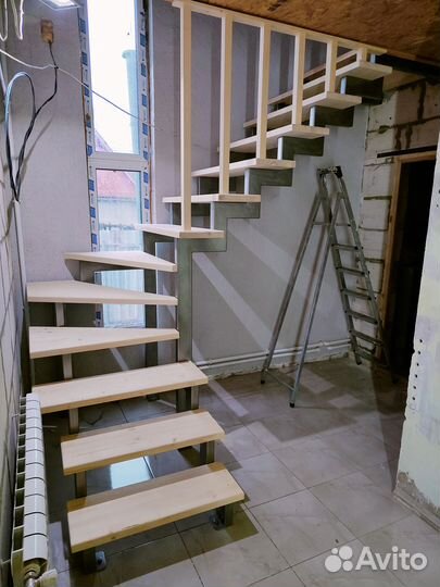 Лестница дерево / металл
