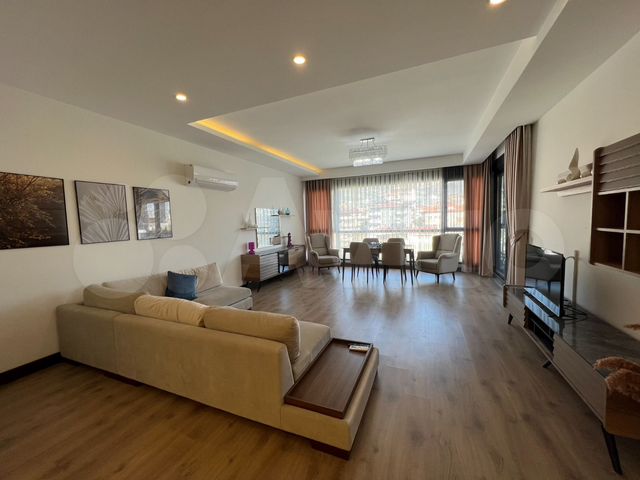 3-к. квартира, 180 м² (Турция)