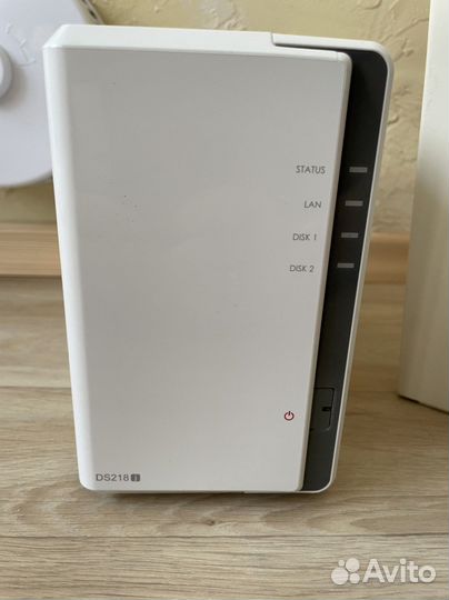 Дисковое хранилище Synology DS218j + 2x2 Tb