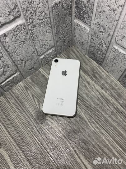 iPhone Xr, 128 ГБ