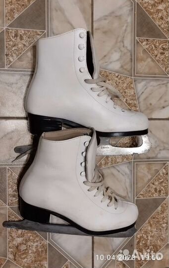 Коньки фигурные