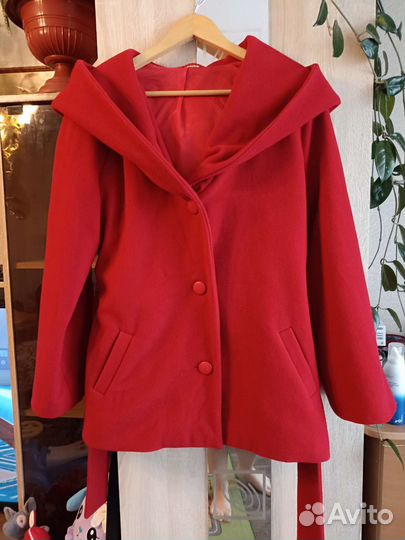Пальто женское 42 44