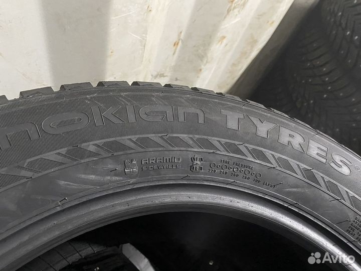 Nokian Tyres Hakkapeliitta 10p SUV 225/60 R17