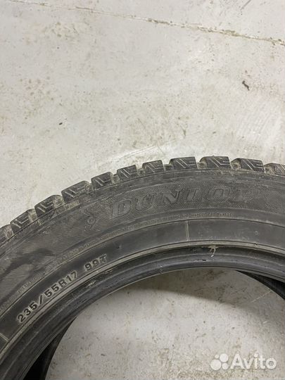 Dunlop SP Winter Ice 01 235/55 R17