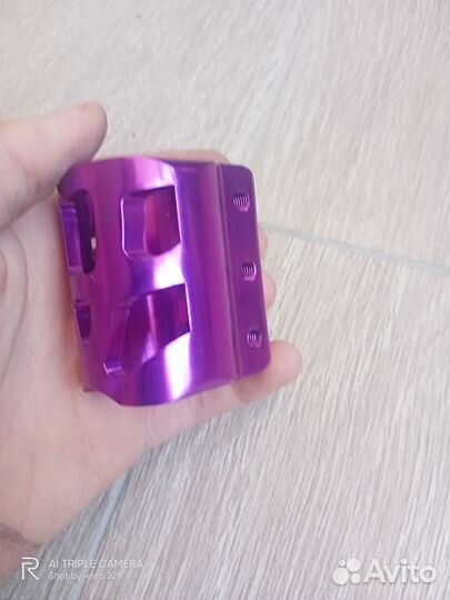 Зажим для трюкового самоката HIC