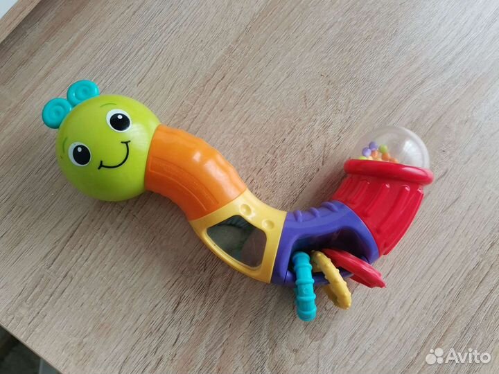 Погремушка гусеница-развивающие игрушки